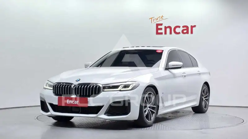 2022 BMW 520M