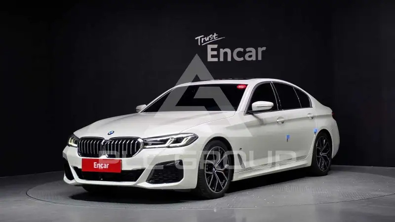2022 BMW 530M