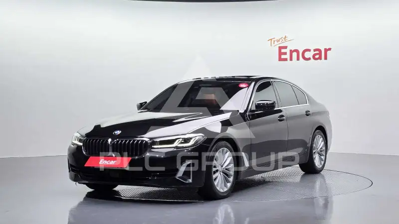 2022 BMW 520