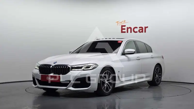 2022 BMW 520M