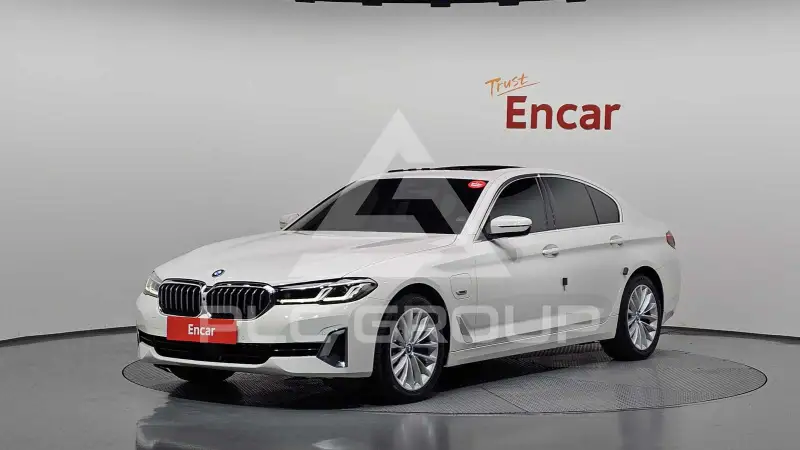 2022 BMW 530