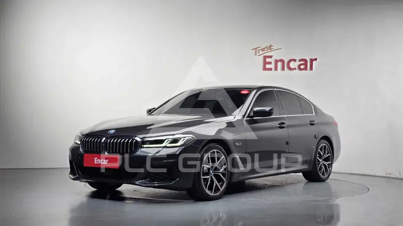 2022 BMW 530M