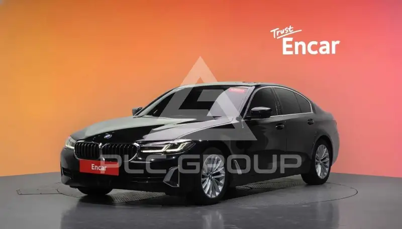 2022 BMW 520