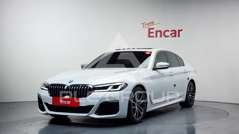 2022 BMW 520M