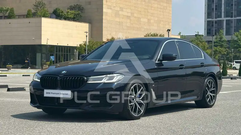 2022 BMW 530M