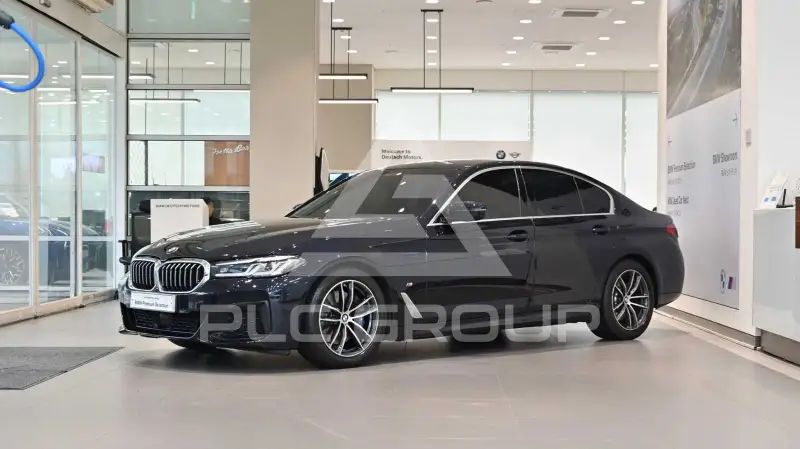 2022 BMW 520M