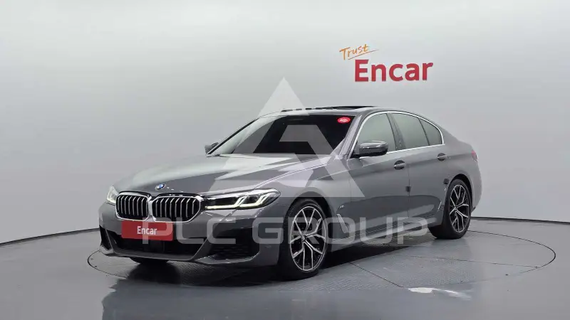 2022 BMW 530M
