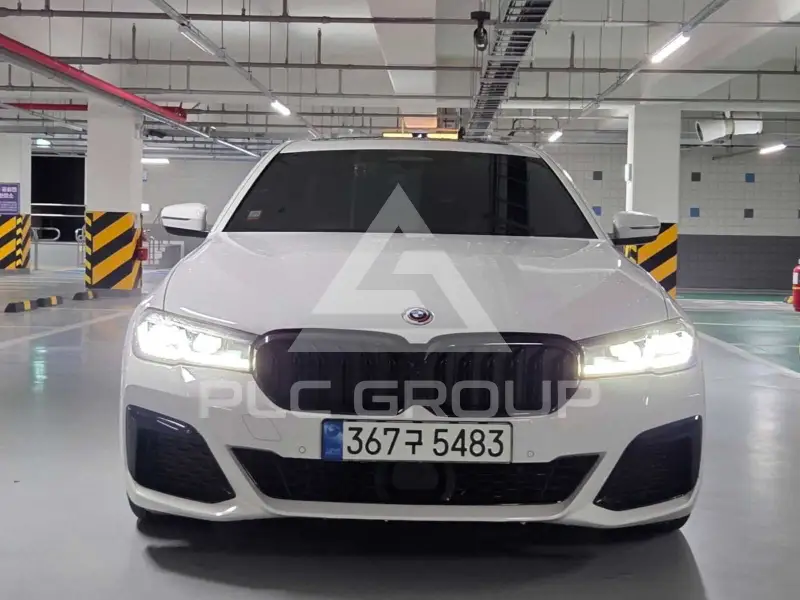 2022 BMW 520M