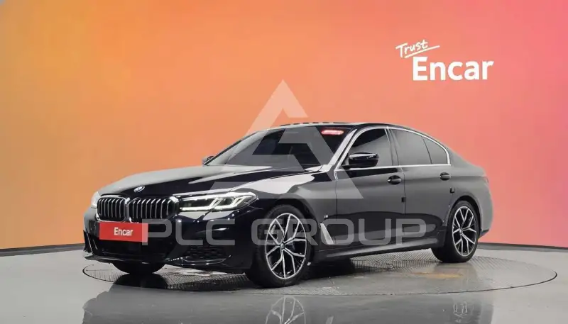 2022 BMW 530M