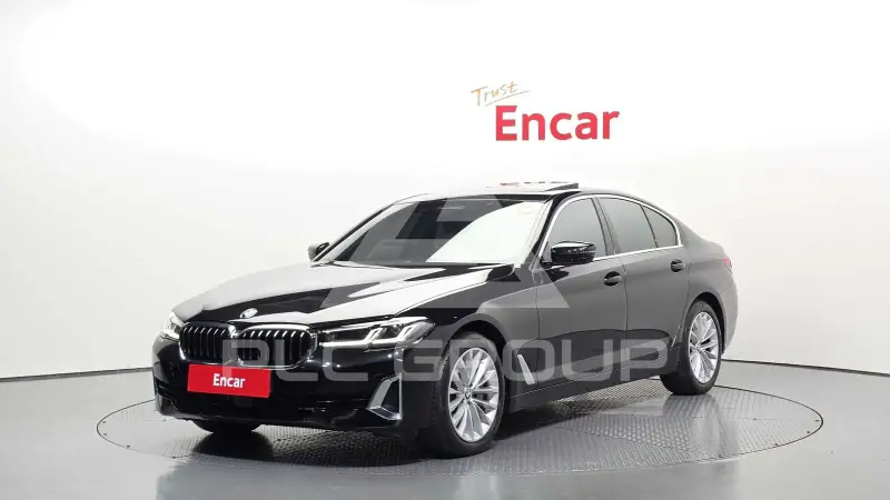 2022 BMW 530