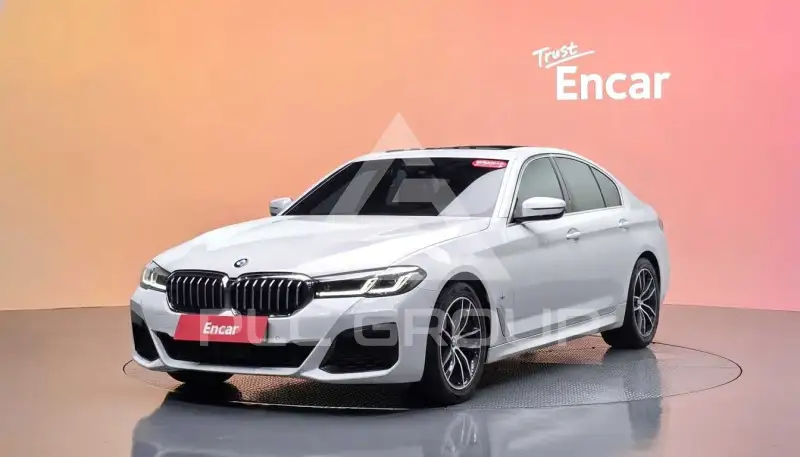 2022 BMW 523M