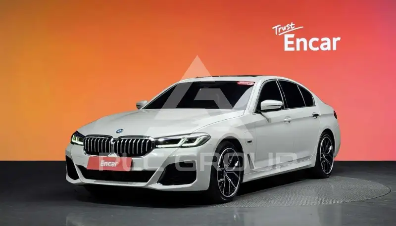 2022 BMW 530M