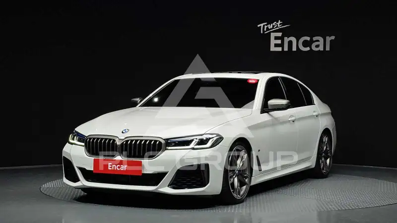2022 BMW 550M