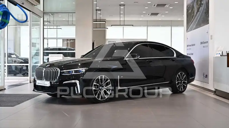 2022 BMW 730M