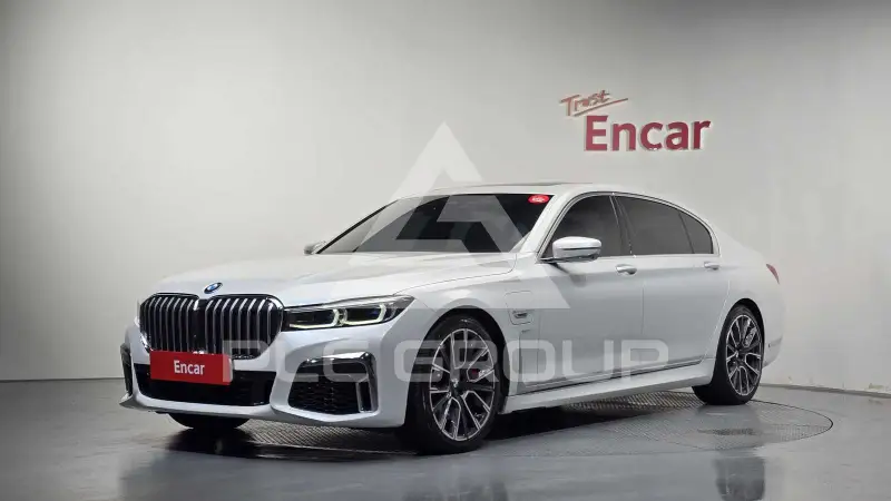 2022 BMW 745M