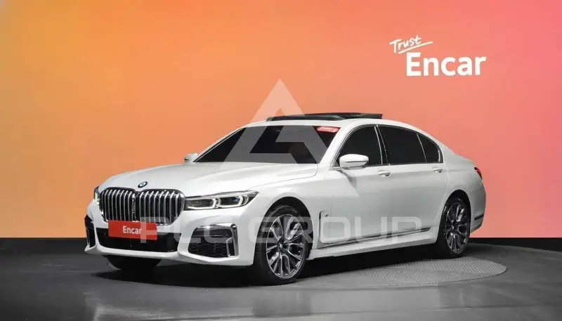2022 BMW 730M