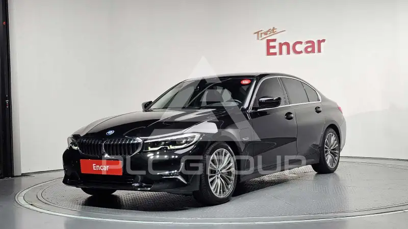 2022 BMW 330