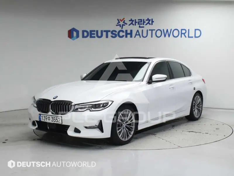 2022 BMW 320