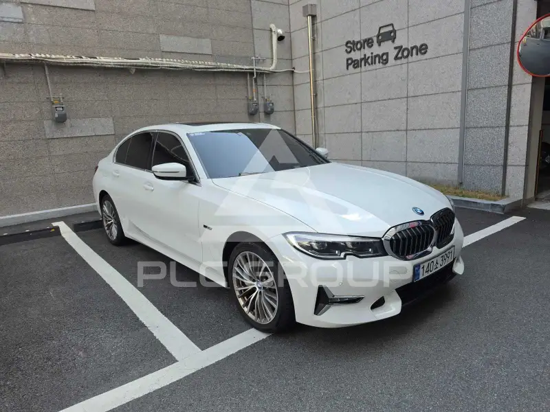 2022 BMW 330