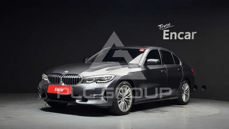2022 BMW 320