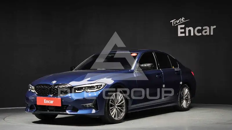 2022 BMW 320