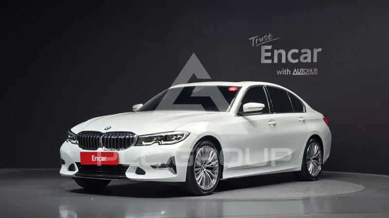 2022 BMW 320