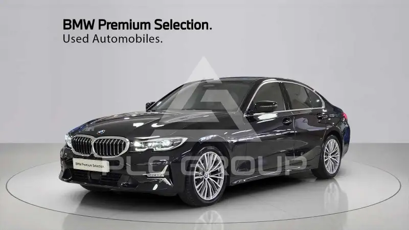 2022 BMW 320
