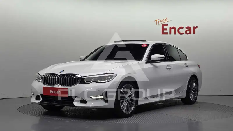 2022 BMW 320