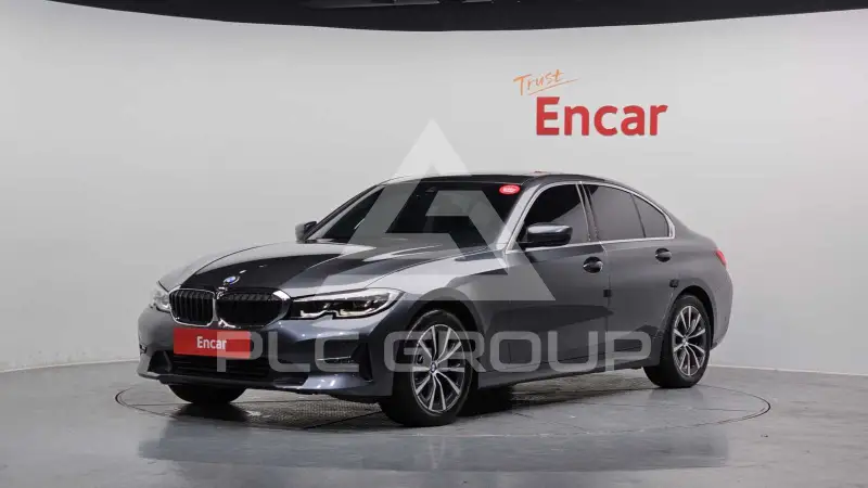 2022 BMW 320