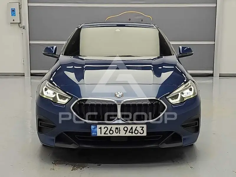 2022 BMW 220
