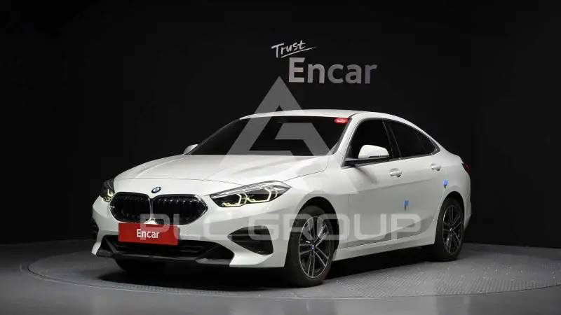 2022 BMW 220