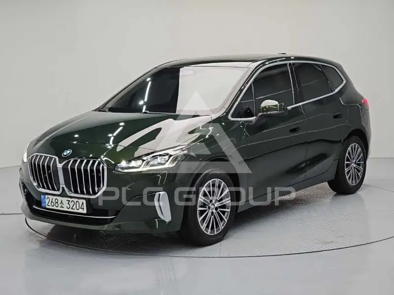 2022 BMW 218