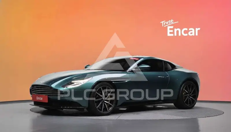 2022 Aston Martin DB11