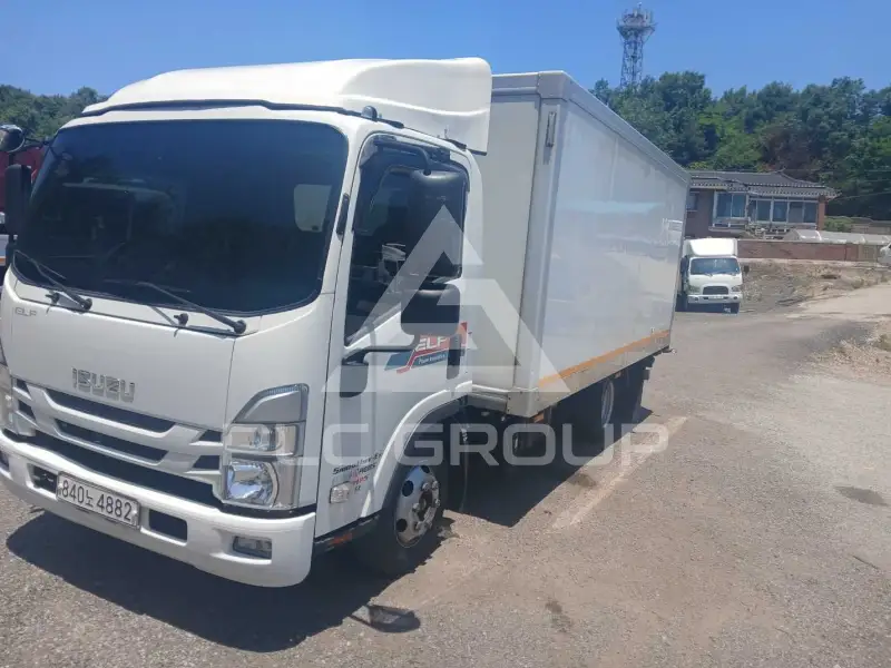 2022 Isuzu 