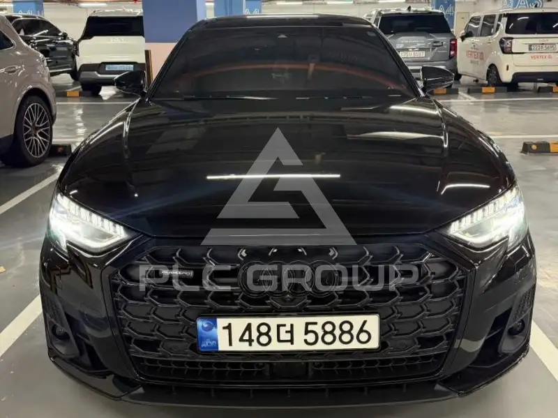 2022 Audi A8