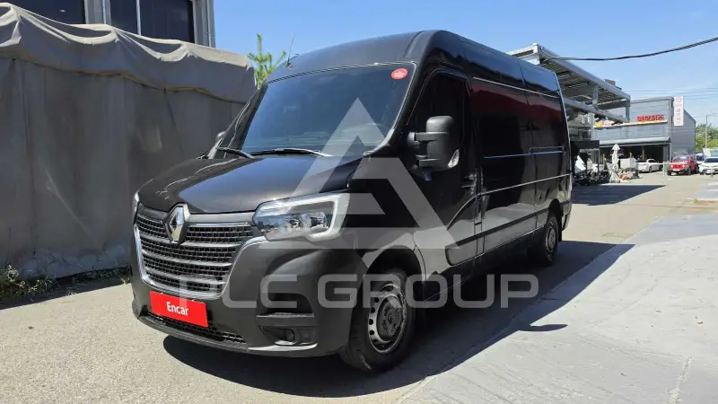 2022 Renault Master
