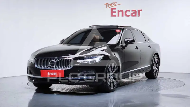 2022 Volvo S90