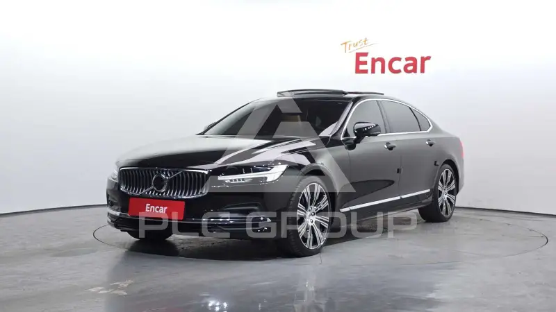 2022 Volvo S90