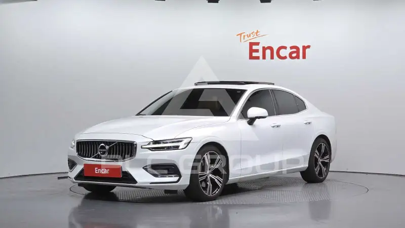 2022 Volvo S60