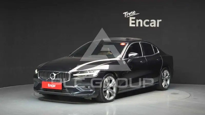 2022 Volvo S60