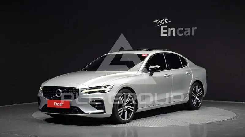 2022 Volvo S60