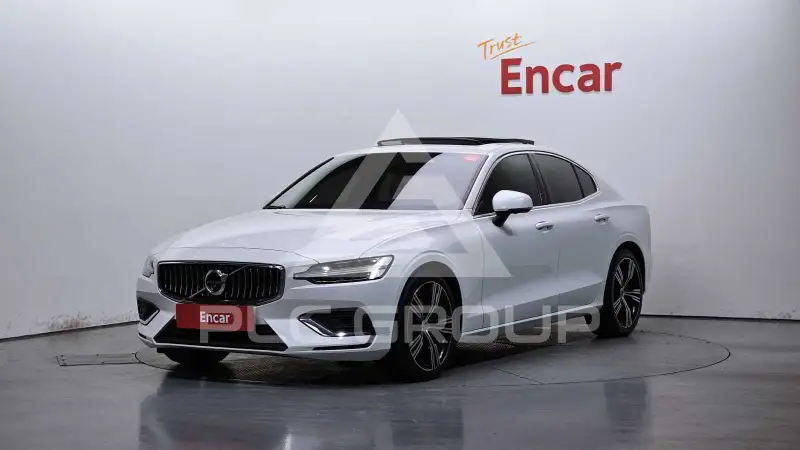 2022 Volvo S60