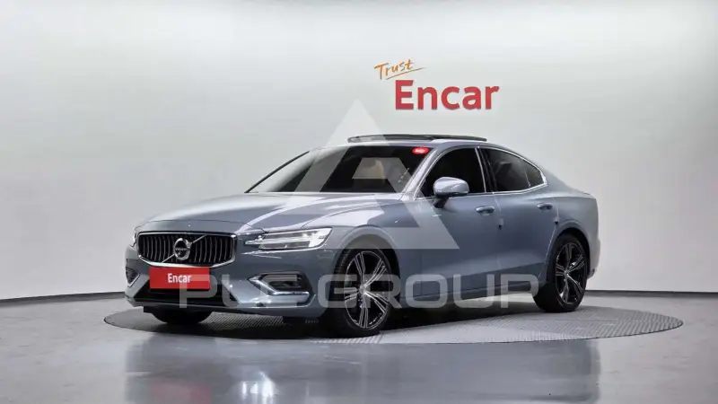 2022 Volvo S60