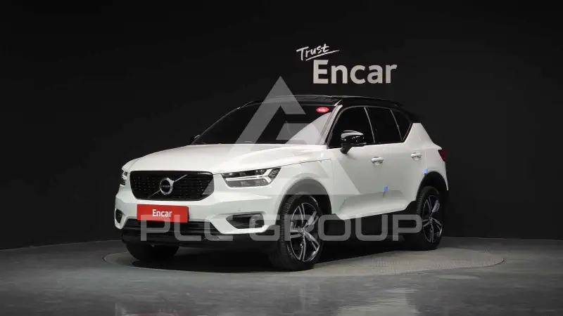2022 Volvo XC40
