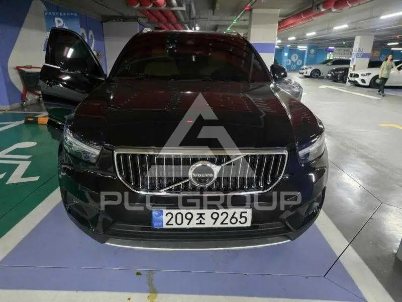 2022 Volvo XC40