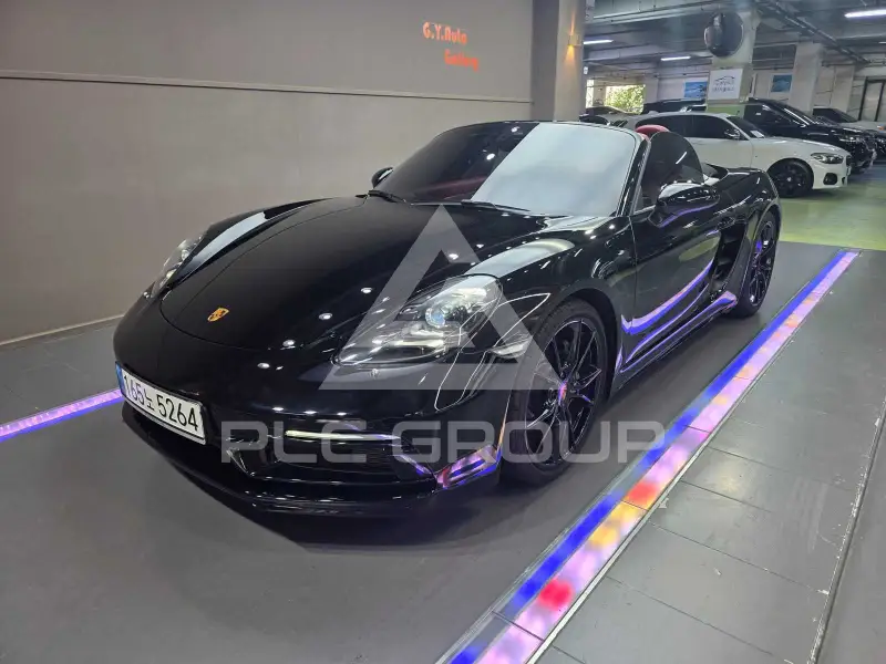 2022 Porsche 718