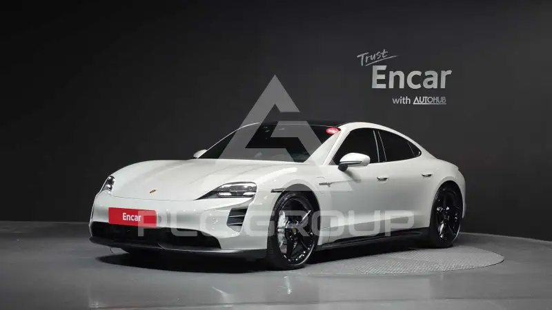 2022 Porsche Taycan