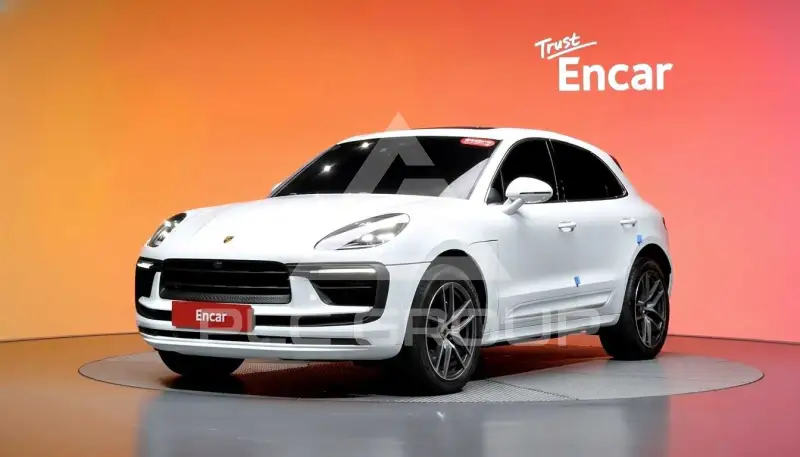 2022 Porsche Macan