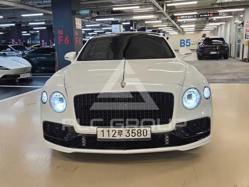 2022 Bentley Flying