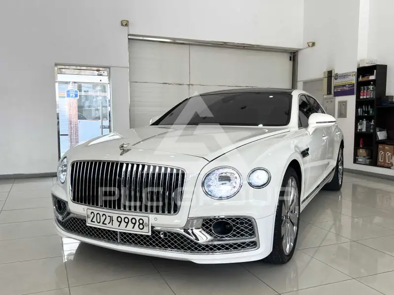 2022 Bentley Flying